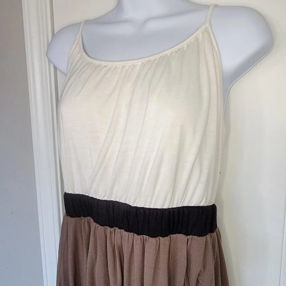 Forever 21 Twenty one color block brown black cream bubble Hem tank dress. L - Picture 2 of 9